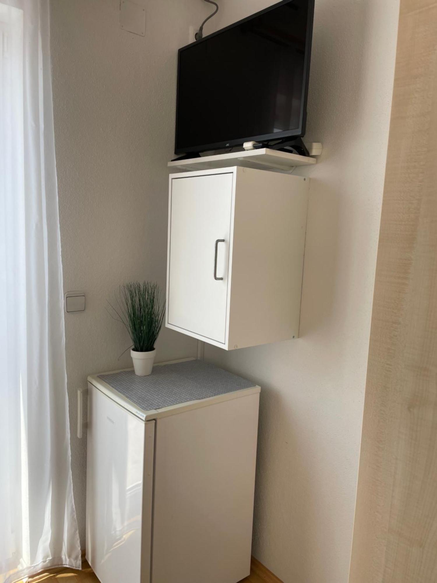 Rooms & Apartments Ana 2 ザダル エクステリア 写真